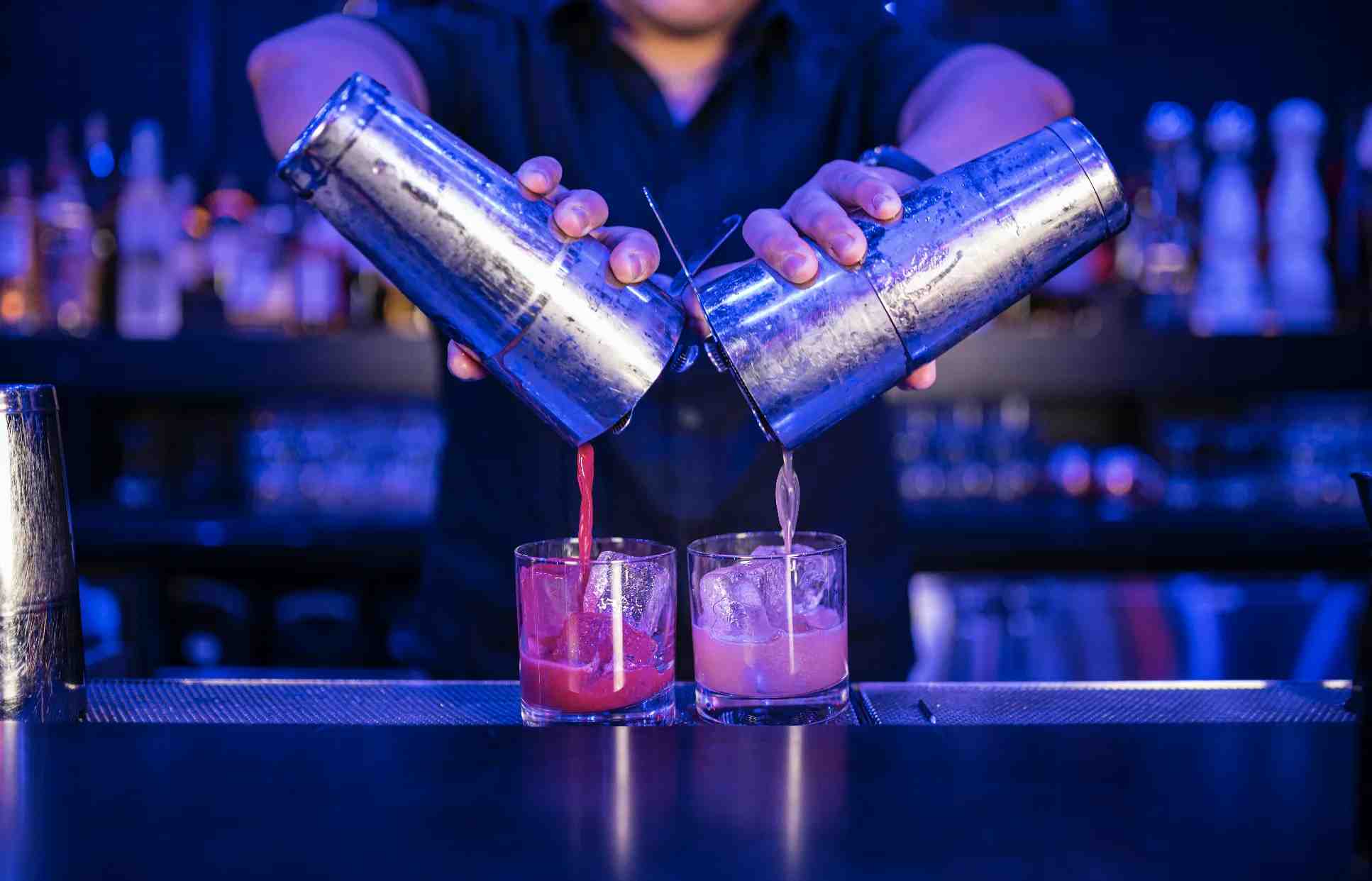 Pre-Order Drinks in the Bar